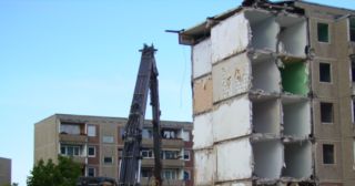Демонтаж 5 этажного дома Октябрьский, цена от 3733 руб.