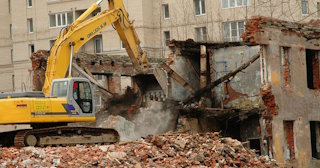 Демонтаж фасада в октябрьском: цены за м2 от 369 рублей | Сварной-Ктб