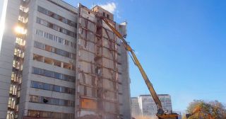 Демонтаж многоэтажного дома Октябрьский, цена от 3733 руб.