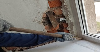 Демонтаж оконных откосов по выгодной цене от 526 руб. в октябрьском - Сварной-Ктб